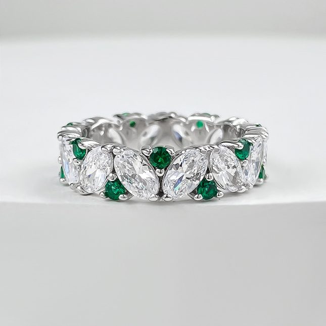 Women's S925 Silver Oval Green Spinel & High Carbon Diamond Egg-Shaped Ring - Image 5
