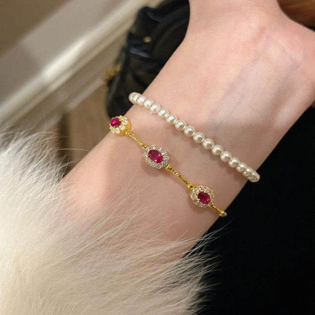 Women's S925 Silver Ruby Ribbon Elastic Bracelet - Elegant & Stylish Rubile Design - Image 3